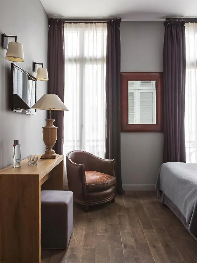 Hotel New Roblin Parijs