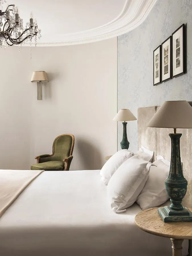 Hotel New Roblin Parijs