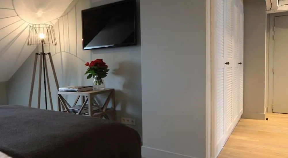 New Roblin Hotel Parijs