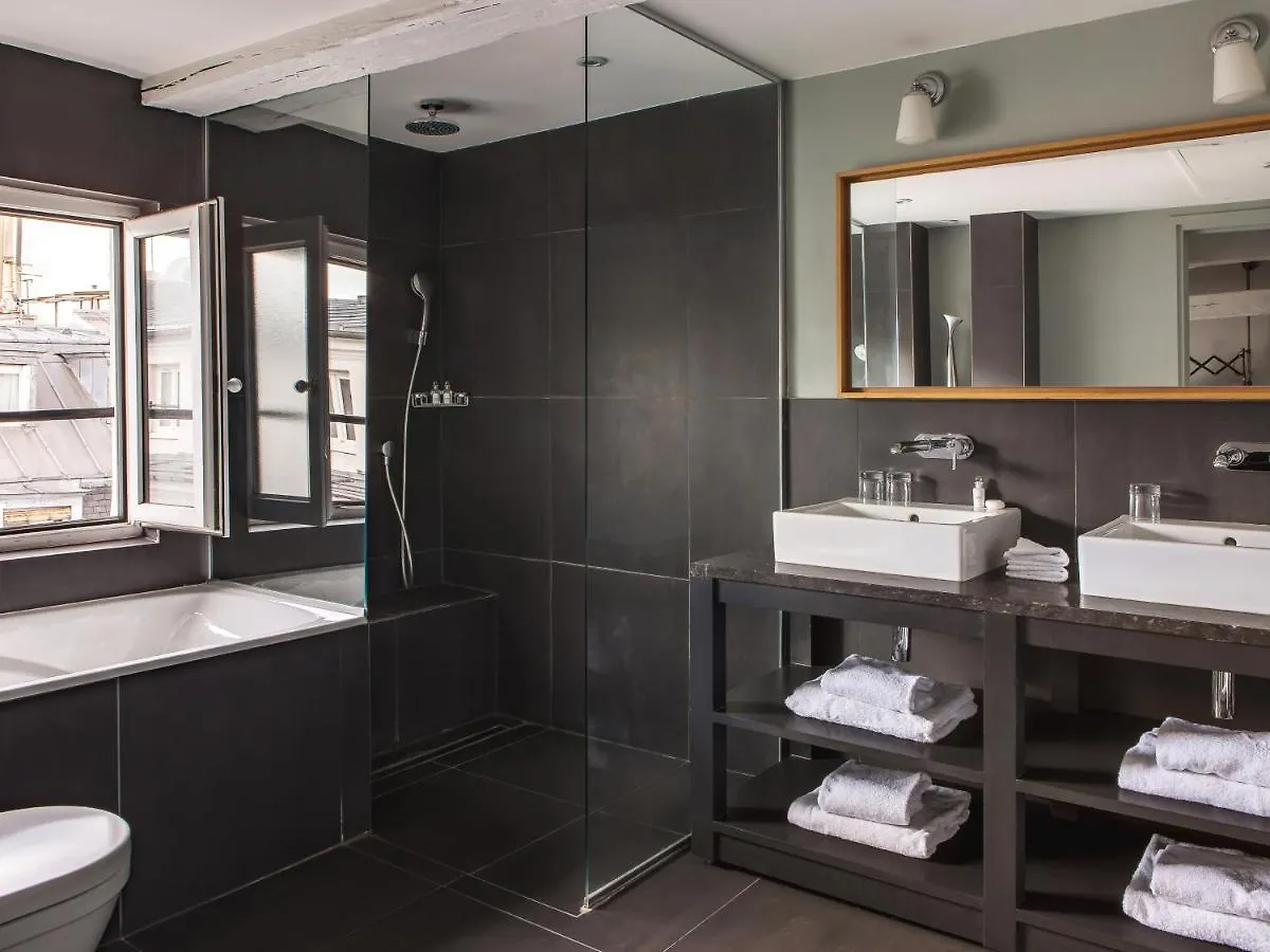 New Roblin Paris
